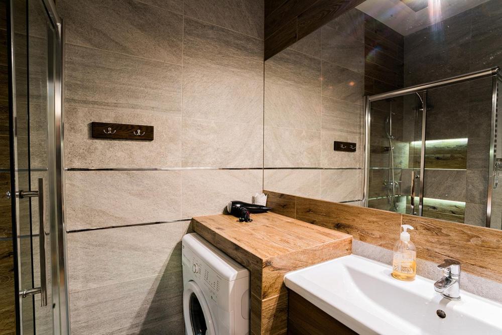 Modern Rooms In City Center Krakow Exterior photo